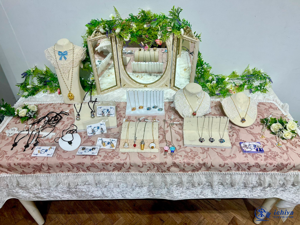 イベントに出展している画像