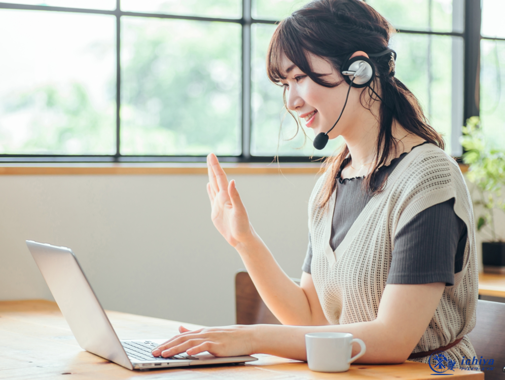 Web会議ツールでヒアリングを行っている画像