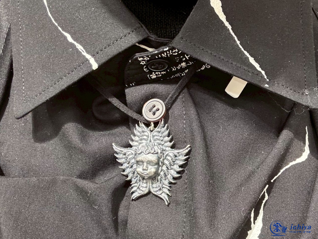 シルバーネックレスの画像